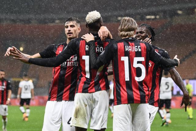 开云体育入口-【前瞻】两员核心缺席 米兰年轻锋线挑起大梁